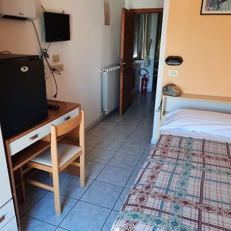 קיאנצ'נו טרמה Hotel Vittoria מראה חיצוני תמונה