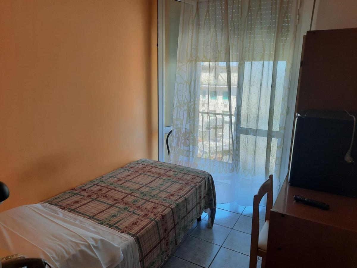 קיאנצ'נו טרמה Hotel Vittoria מראה חיצוני תמונה