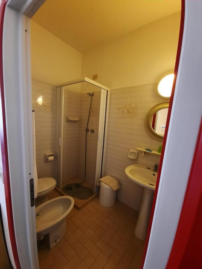 קיאנצ'נו טרמה Hotel Vittoria מראה חיצוני תמונה