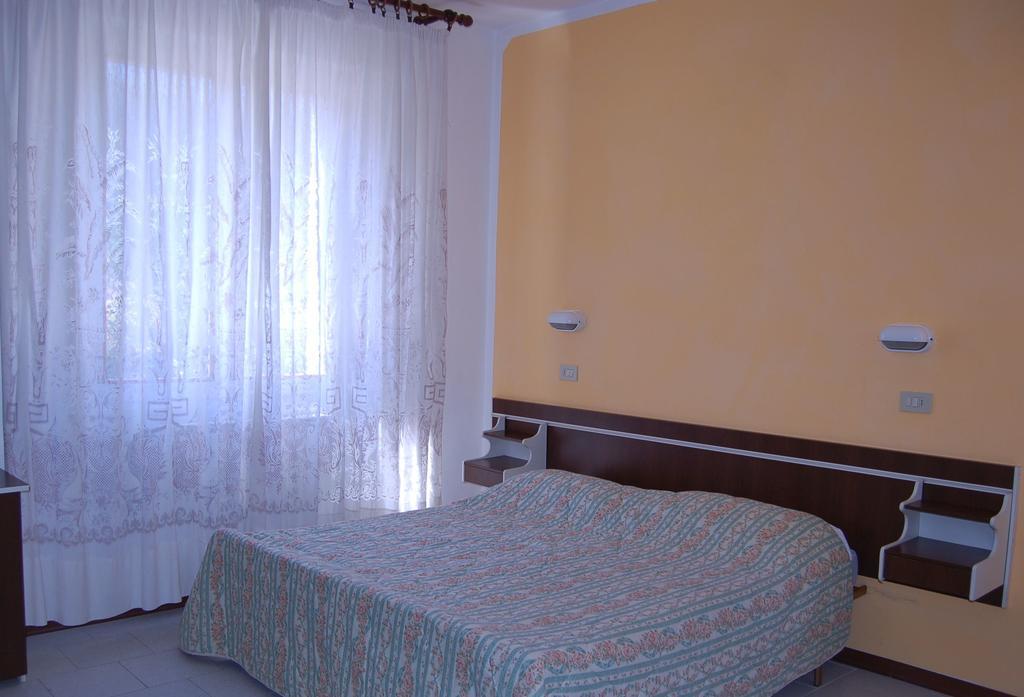 קיאנצ'נו טרמה Hotel Vittoria מראה חיצוני תמונה