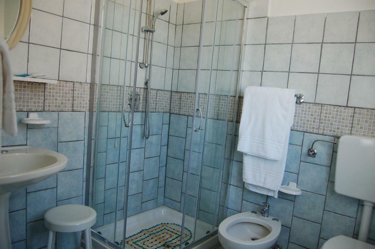קיאנצ'נו טרמה Hotel Vittoria מראה חיצוני תמונה